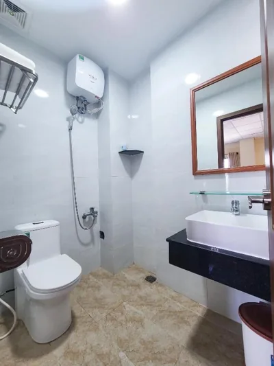 Tweepersoons- of tweelingkamer — Thanh Nien Guest House